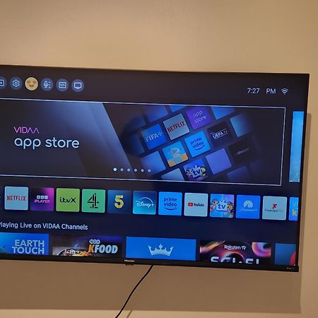 Flat With Work Station, Monitor, Smart Tv & Netflix Leilighet London Eksteriør bilde